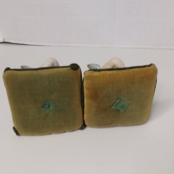 Vintage Angel Figure On Pillow Lot of 2 Guitar Flute Cherubs Ceramic 5" Tall - Picture 16 of 16